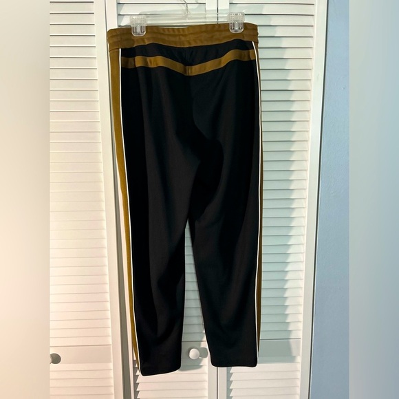 Louis Vuitton Black and Brown Joggers Premium Comfort - Picture 4 of 9